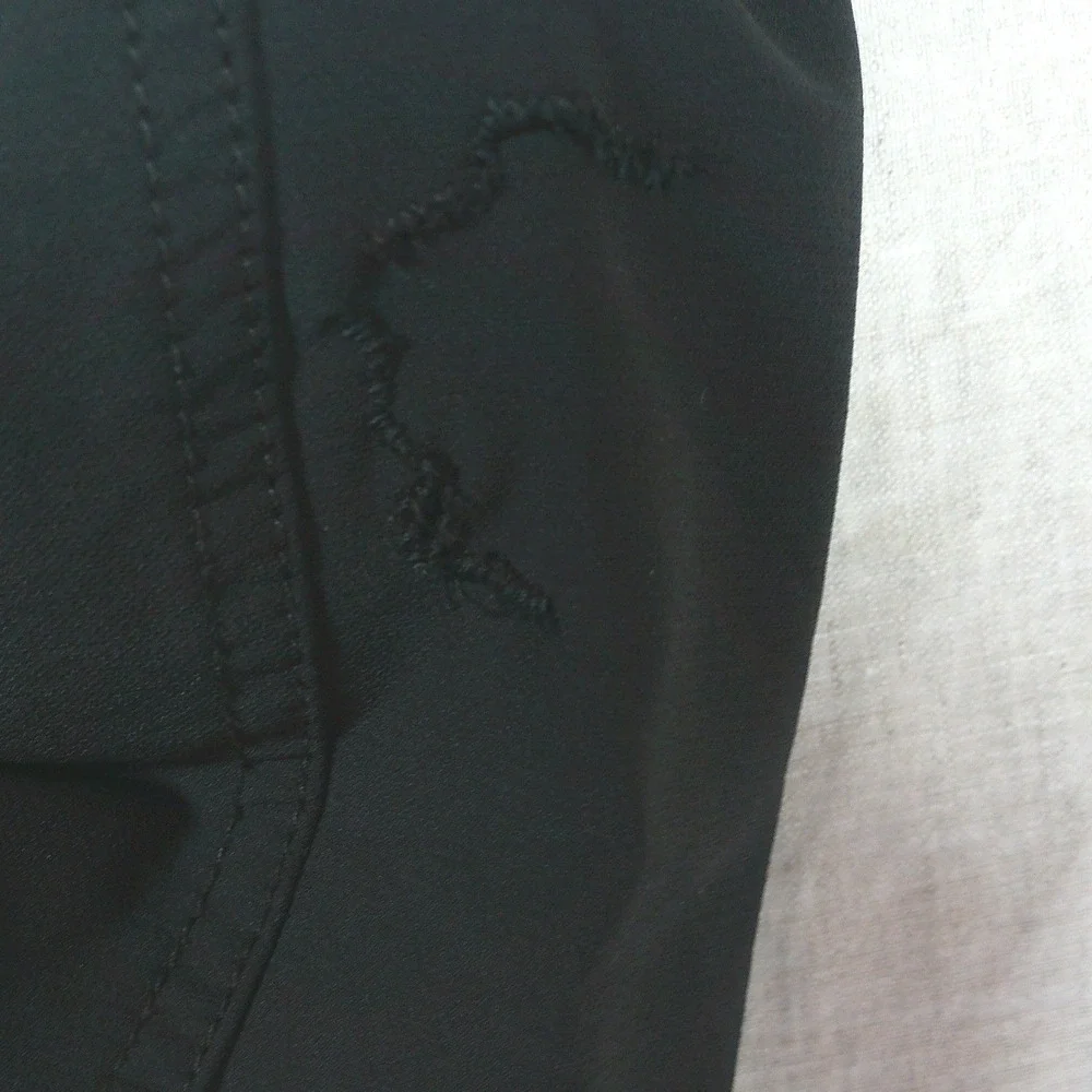 Mountain Hardwear Hiking Pants Mens M Short Black Good Softshell OM3508 Flaw